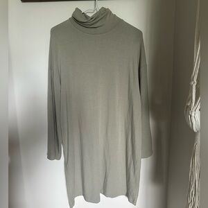 Wilfred Free Basil Green Turtleneck